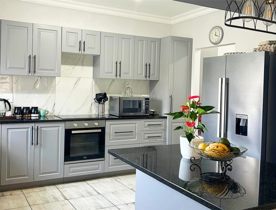 3 Bedroom Property for Sale in Groenvallei Western Cape